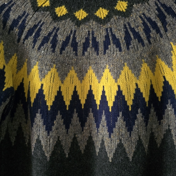 Obermeyer Ivy Fair Isle Mock Neck 100% Wool Sweater in Coal Size XS - Picture 4 of 8